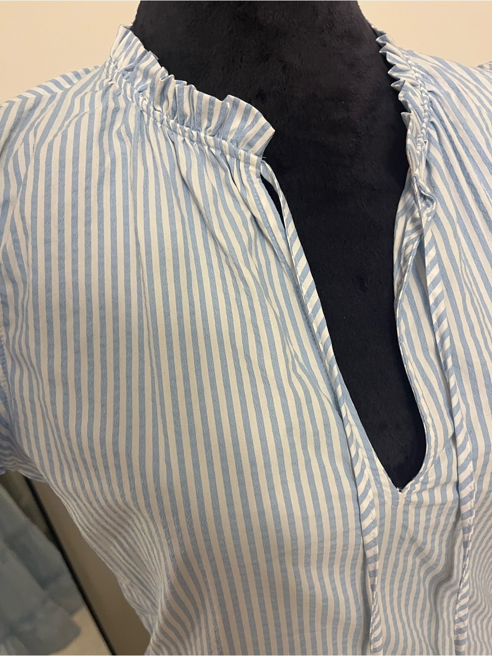 Vineyard Vines Blue & White Striped Ruffle-Sleeve Dress - Picture 2 of 10